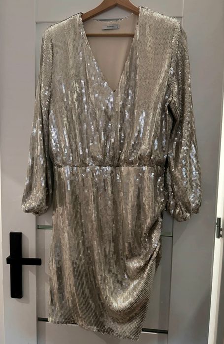 Sukienka cekiny reserved xl