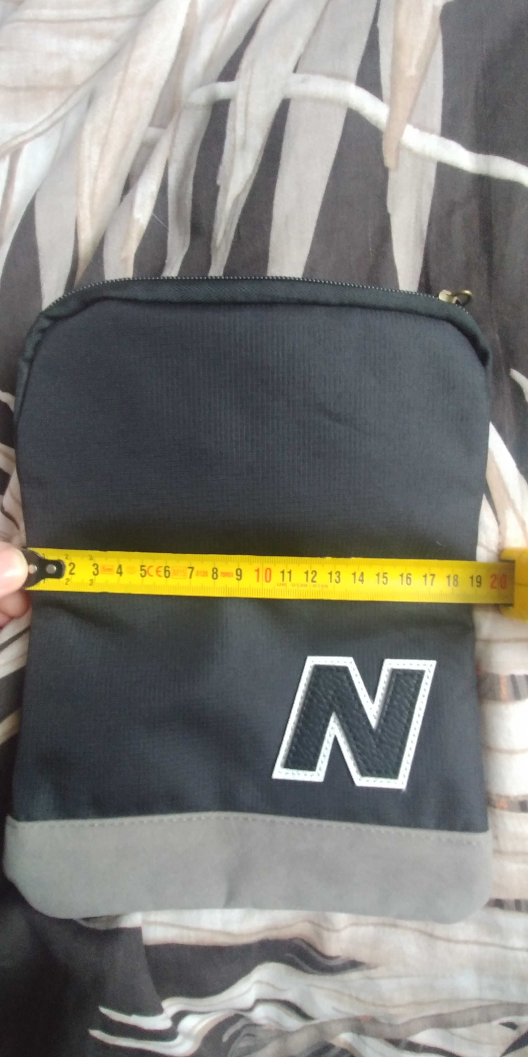 Nowa saszetka unisex New Balance z metką