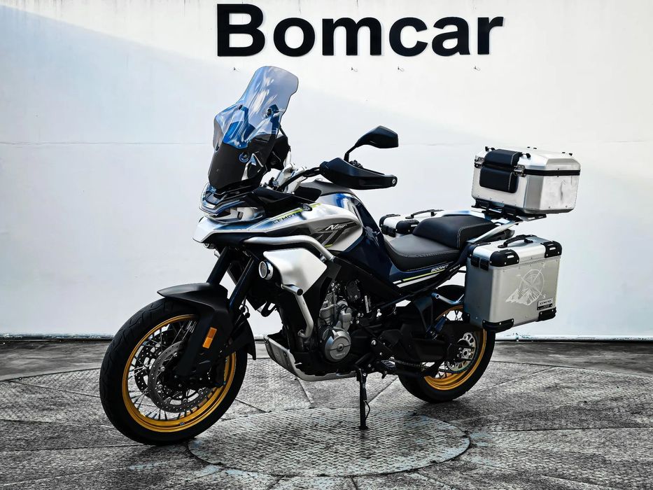 CF Moto 800MT TOURING