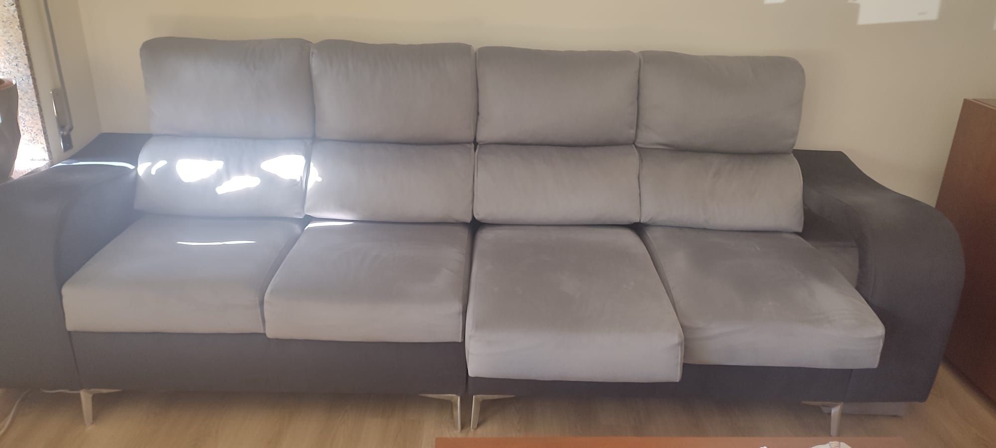 Vendo sofa e mesa de centro