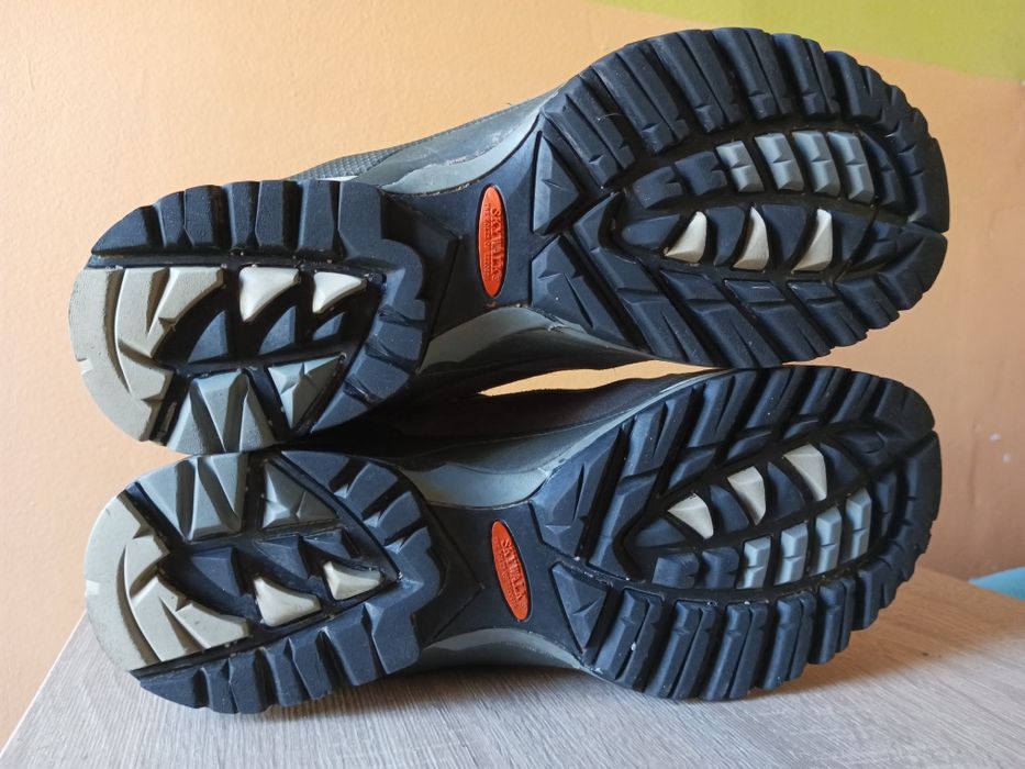 Scarpa trekkingi górskie wodoodporne 40