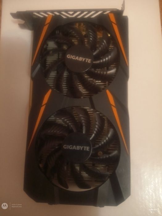 Продам видеокарту Radeon RX460 4Gb