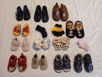 Carapins/meias/luvas/chinelos/sapatos bebé
