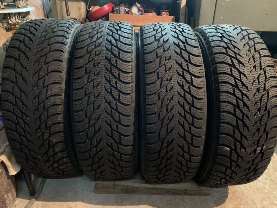 колеса зимние 215/65 R16 5*120