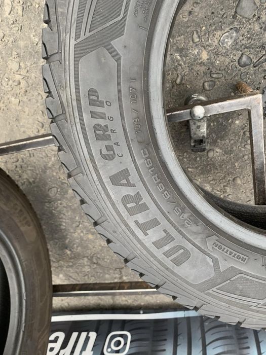 Шини 215/65 R16C пара Goodyear 7,5мм зима 215 65 16C