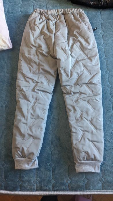 Продам теплые зимние штанишки 120
