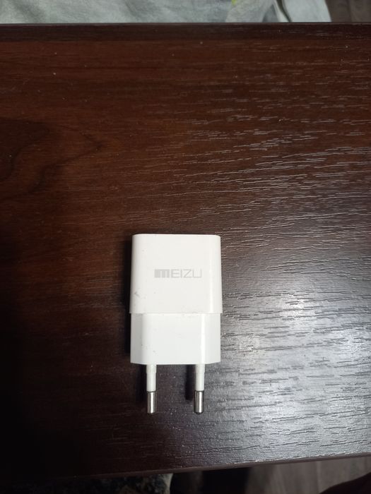 Продам блоки питания эйпл   и мэйзу