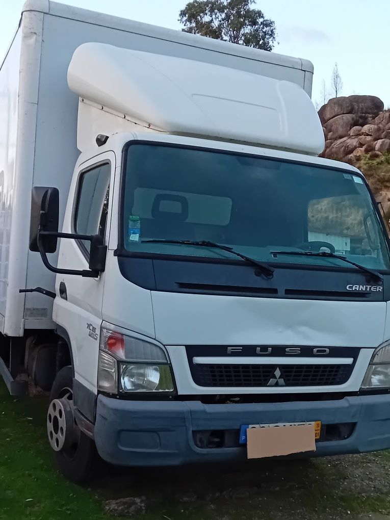 Mitsubishi fuso para venda do ano 2011