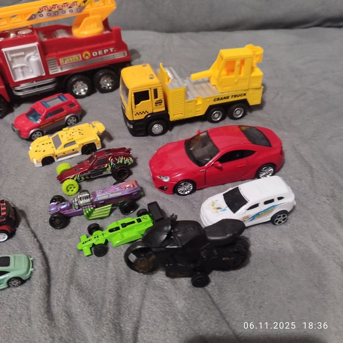 Машинки трактори спец техніка