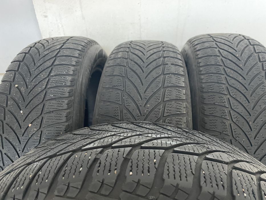 Зимняя резина Goodyear UltraGrip Ice 2 205/60 R16 96T XL