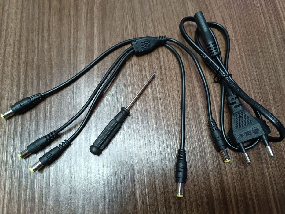 Джерело Безперебійного Живлення (ДБЖ/UPS) для роутера 10400 mAг 12В/9В