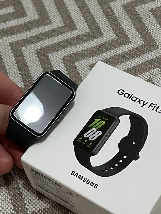 Смарт годинник Samsung galaxy fit 3