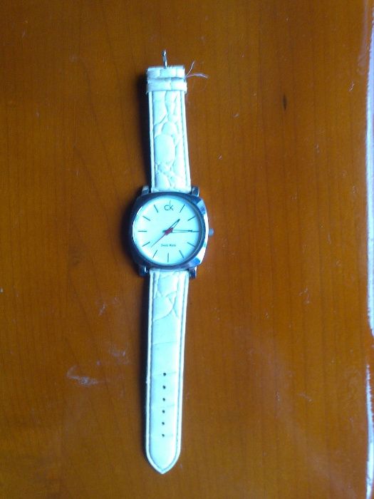 Продам    наручные  часы