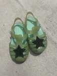Crocs sandalias criança