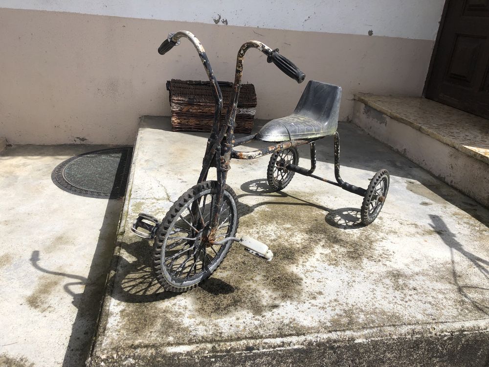 Triciclo tricarro antigo criança