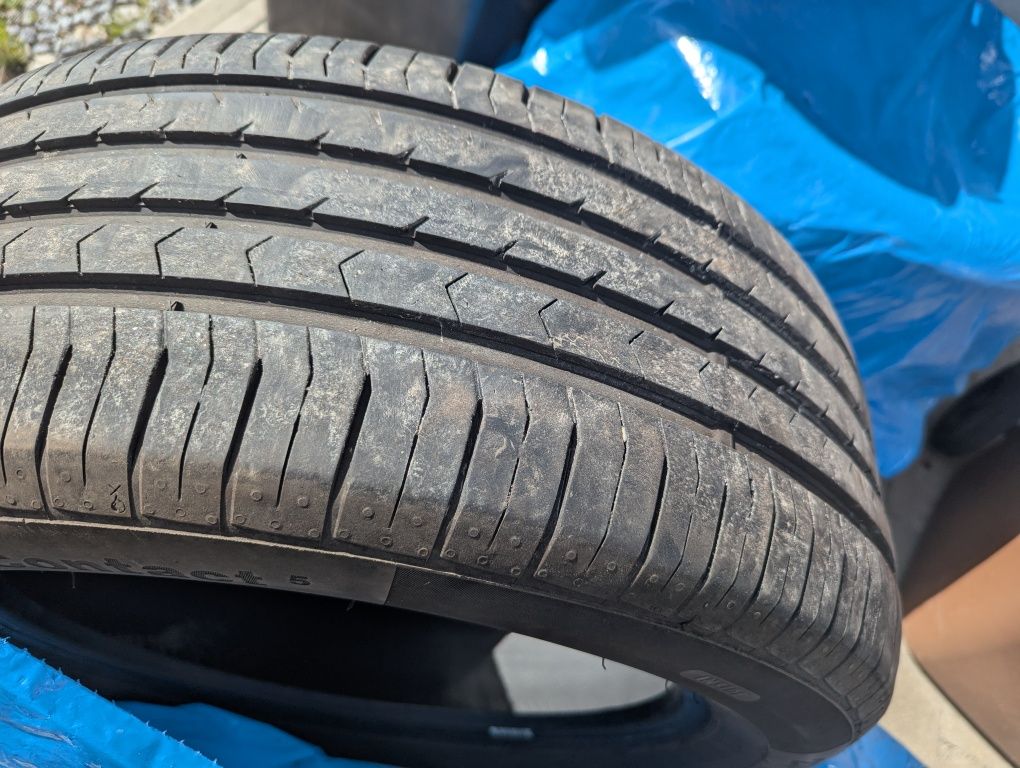 Opony Continental 235/55 R17  letmie 2 sztuki plus gratis