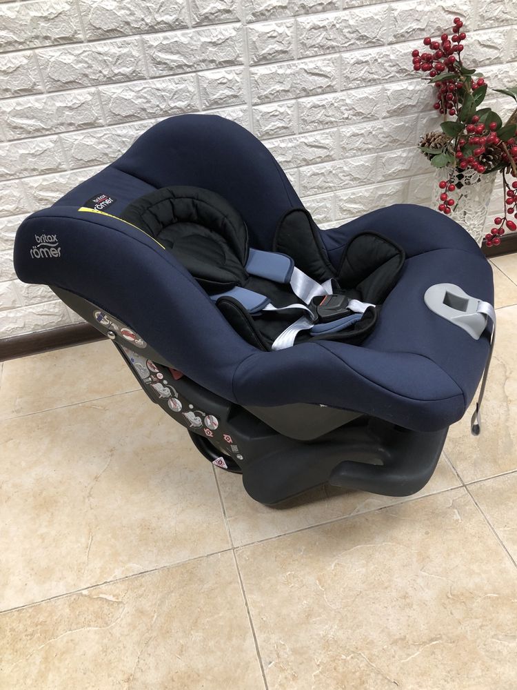 Автокрісло Britax Romer First Class Plus Група 0+/1 (0-18кг)