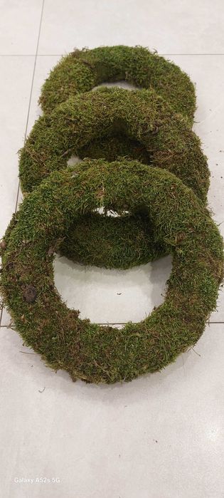 Wianuszki z mchu naturalne