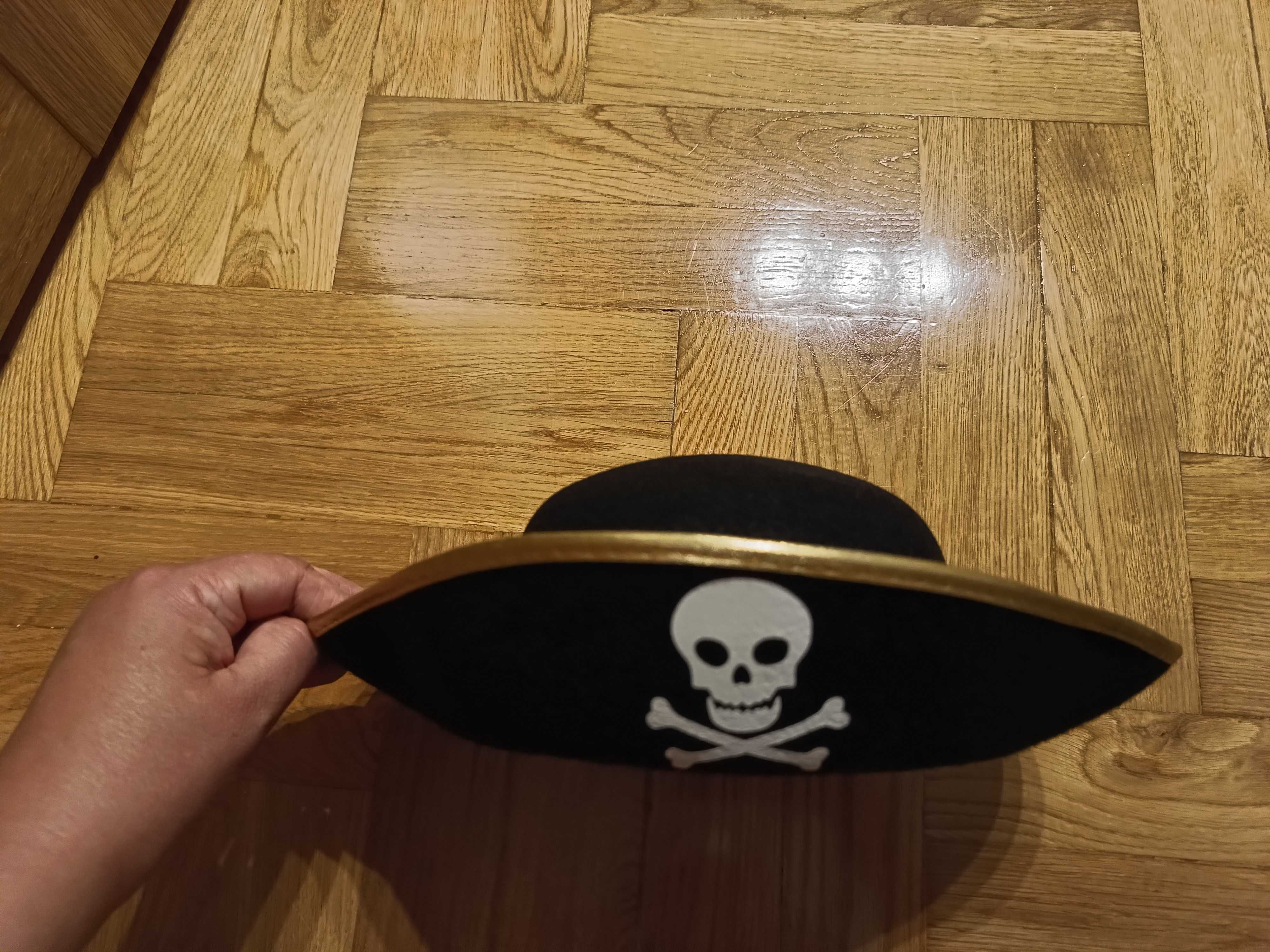 STAN IDEALNY!Czapka pirata -obw.50 cm ,rozmiar S