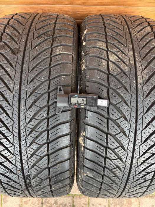 245/45/18 Goodyear 2 opony zimowe 2021r