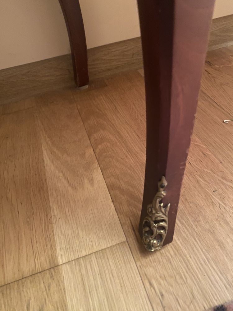 Stylowa komódka z szufladami