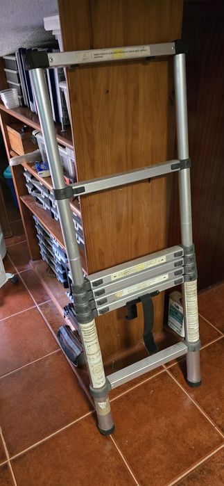 Escada telescópia