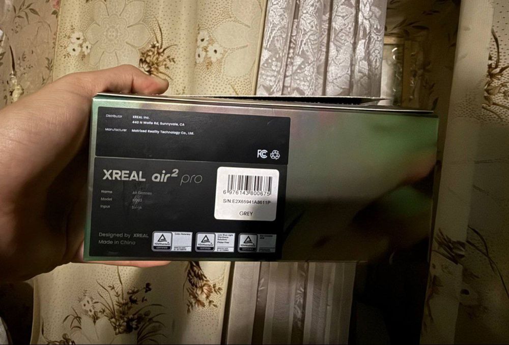 VR окуляри Xreal air 2 pro