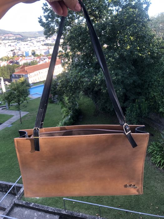 Mala de ombro em pele Pierre Cardin