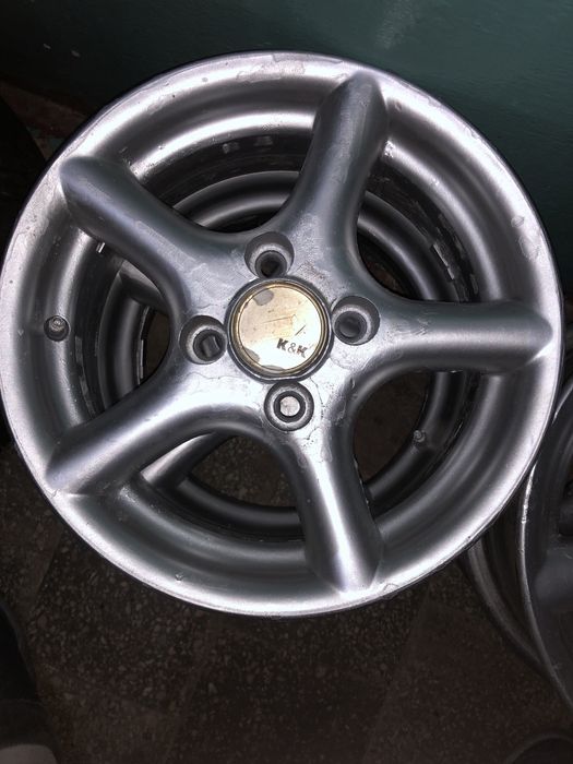 Продам 13 диски,свеже покрашеные,Смотря отлично!