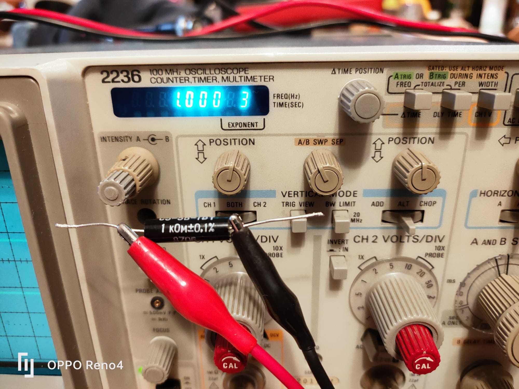 Oscyloskop Tektronix 2236 2×100 MHz, multimetr, częstościomierz.