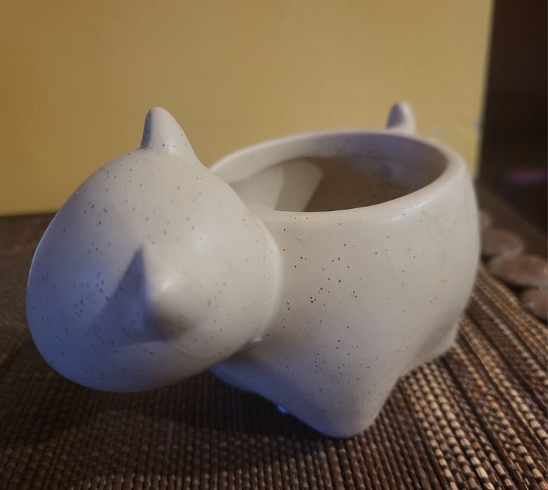 Ceramiczna osłonka na doniczkę, średnica 6 cm