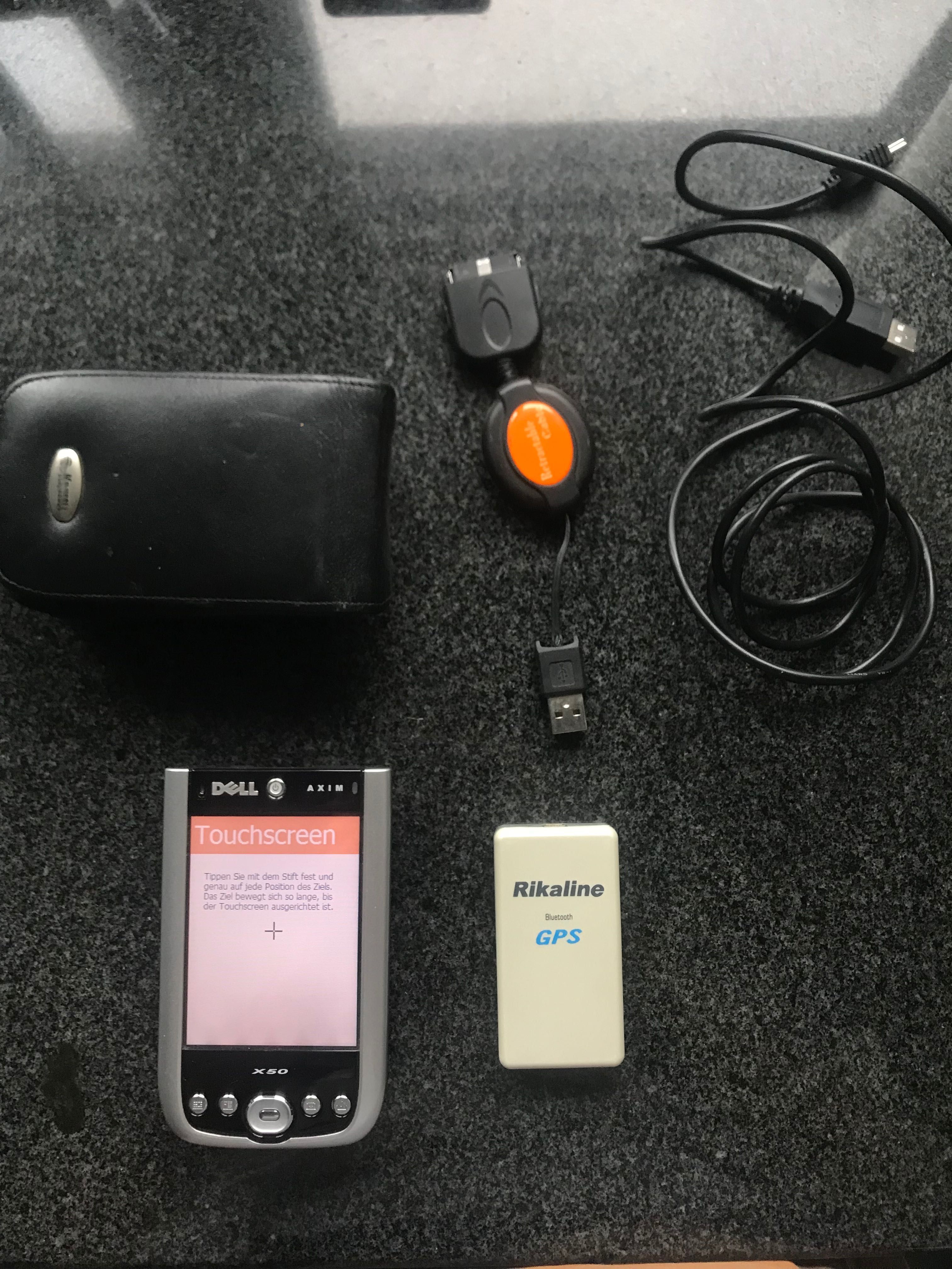 Palmtop Dell Axim X50 WiFi z dodatkowym zewnętrznym modułem GPS