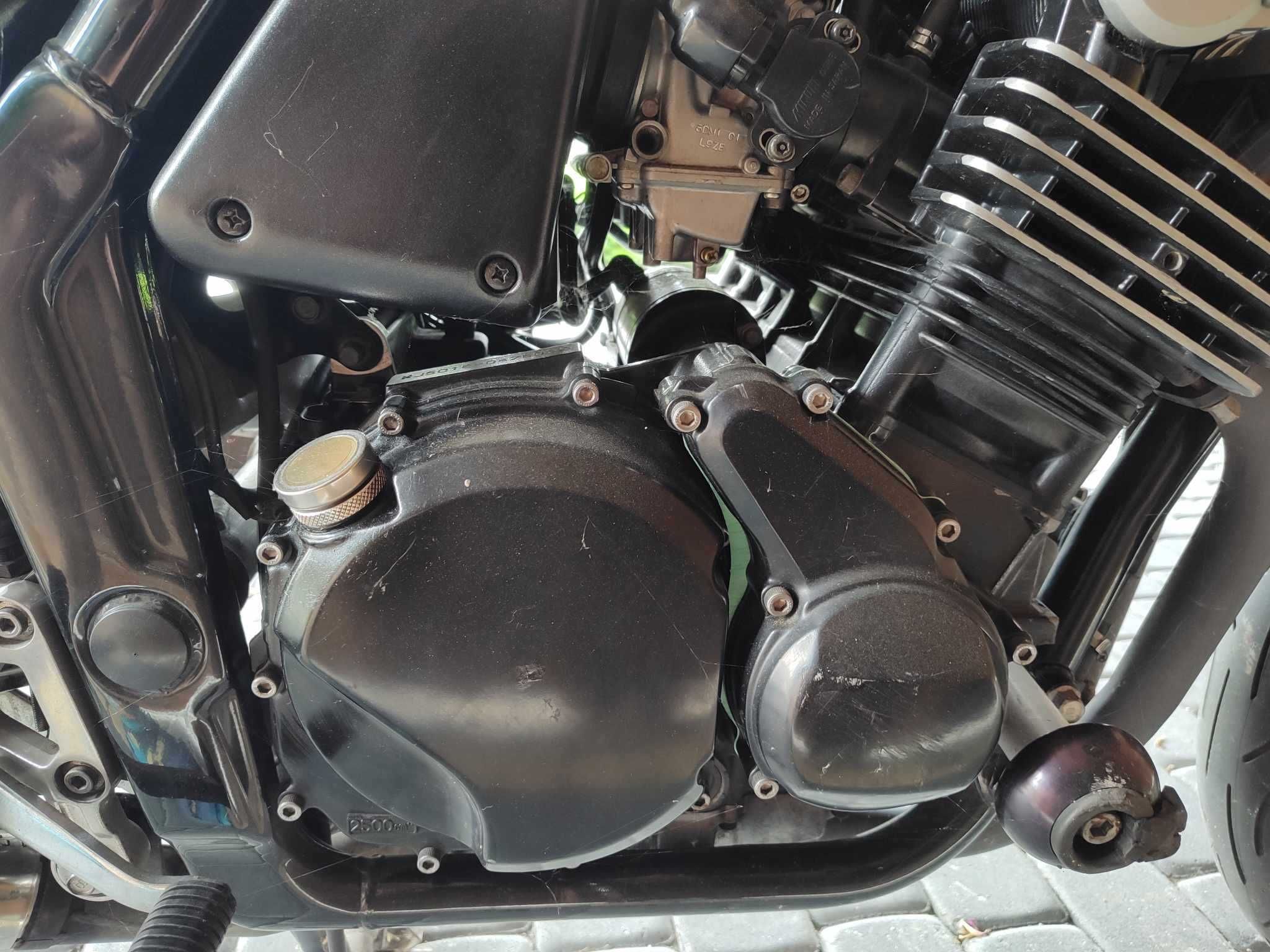 Yamaha Fazer 600, motocykl 600 cm, motor,