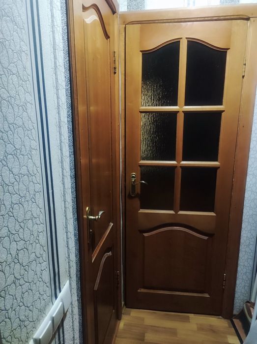 Міжкімнатні двері дерев'яні