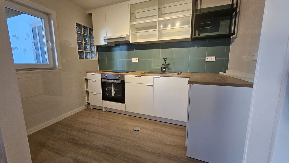 Aluga-se T1 +1   800€