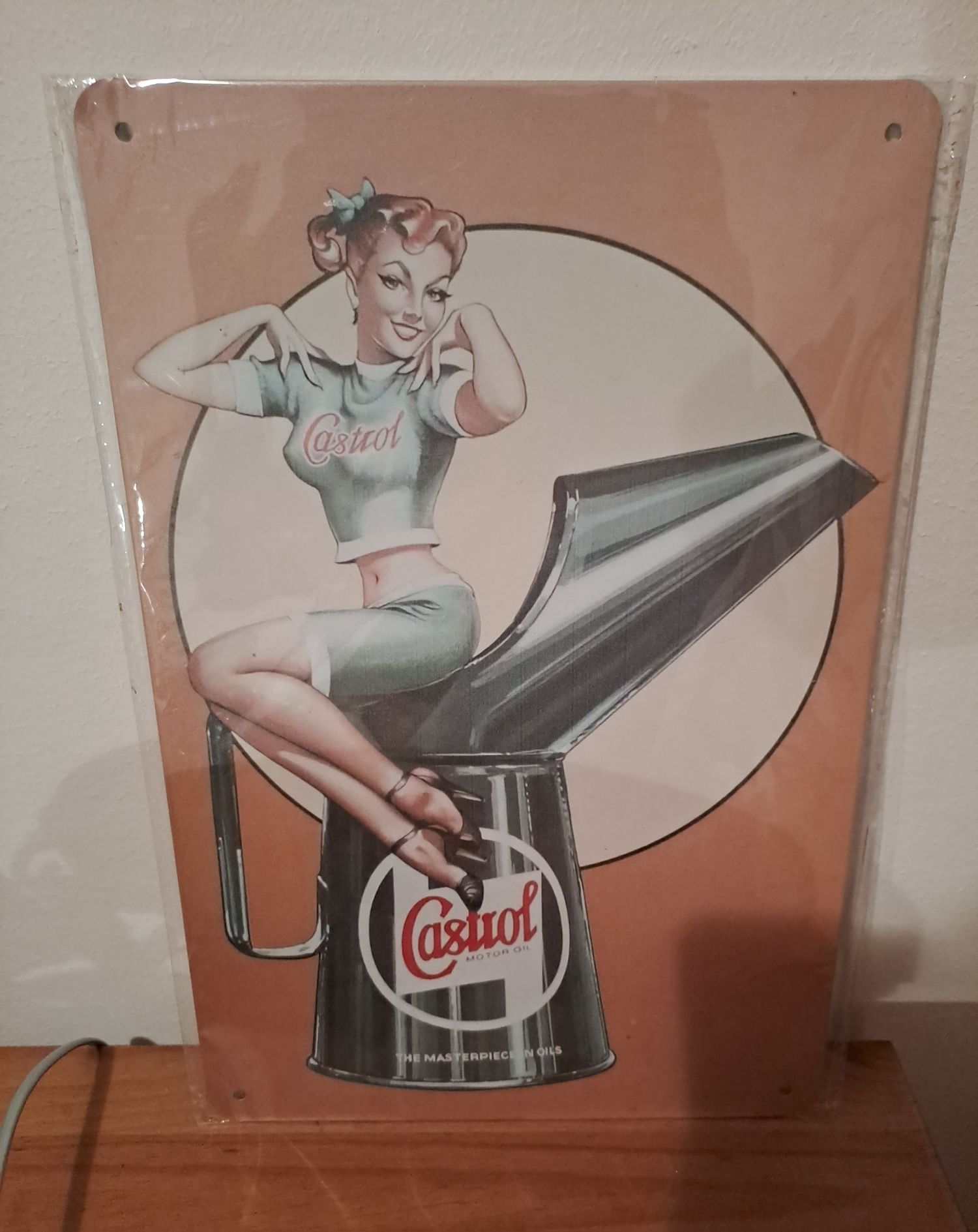 Placa decorativa Vintage "CASTROL" - NOVA!