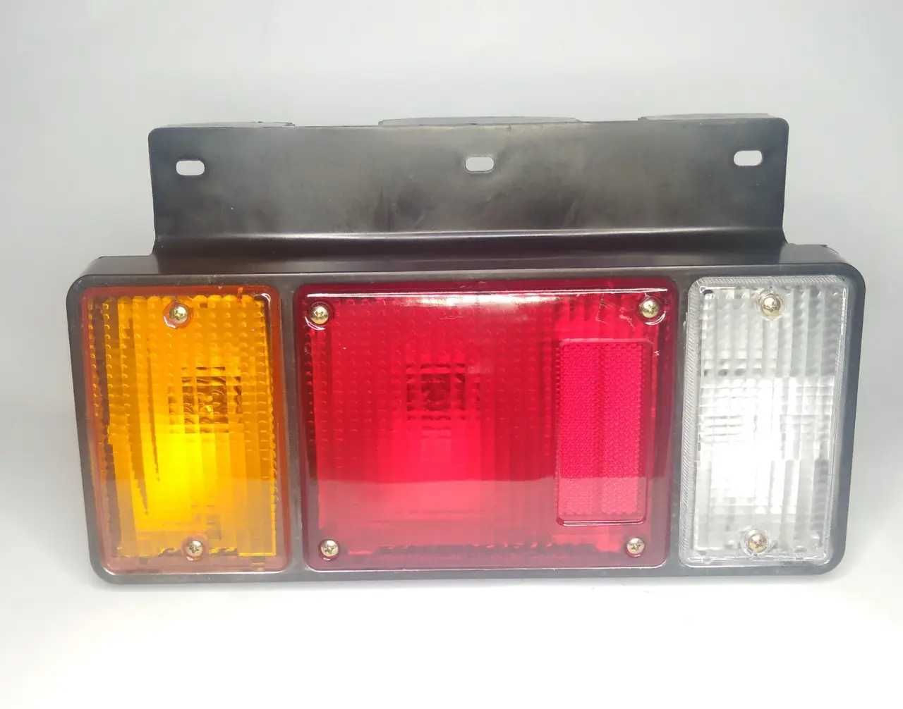 Фонарь задний ISUZU NQR NPR NLR, HYUNDAI HD65/78