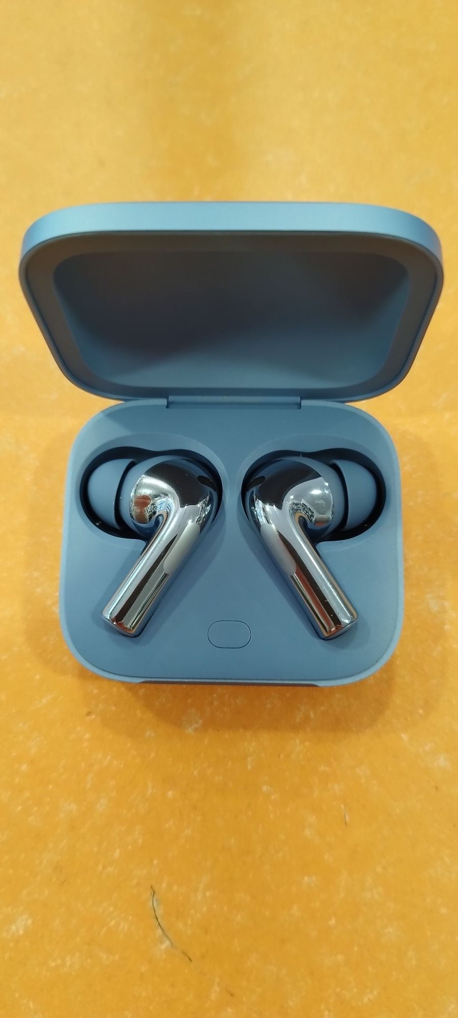 Продам наушники Oppo Enco X3i
