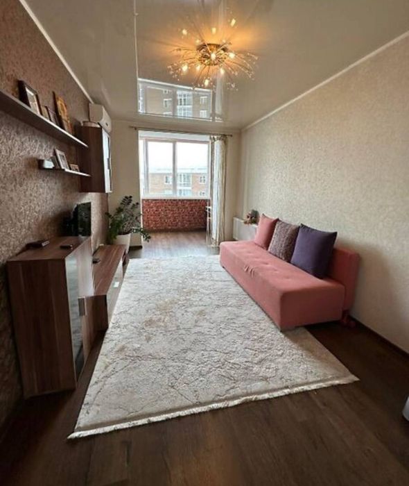 Двостороння 2к з класним ремонтом. ТОРГ! 24255