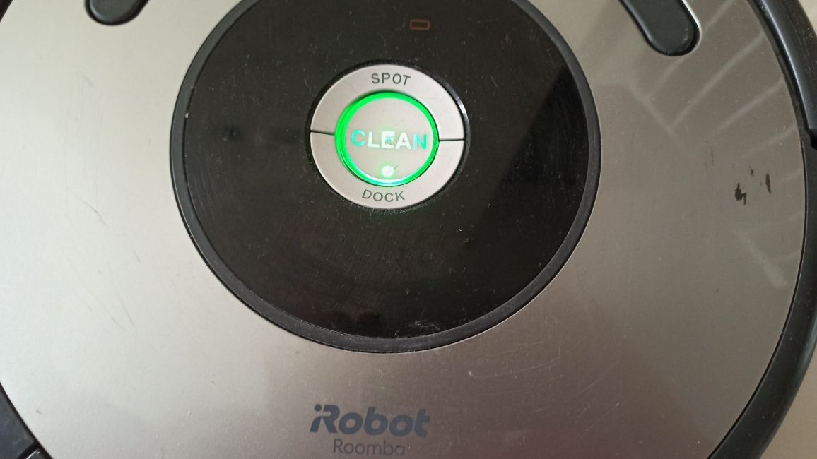 Robot sprzątający IRobot Roomba