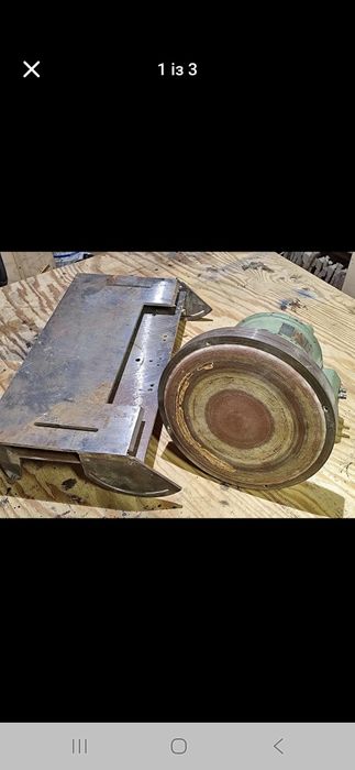 Шліфувальний станок може бути як по металу так і по дереву