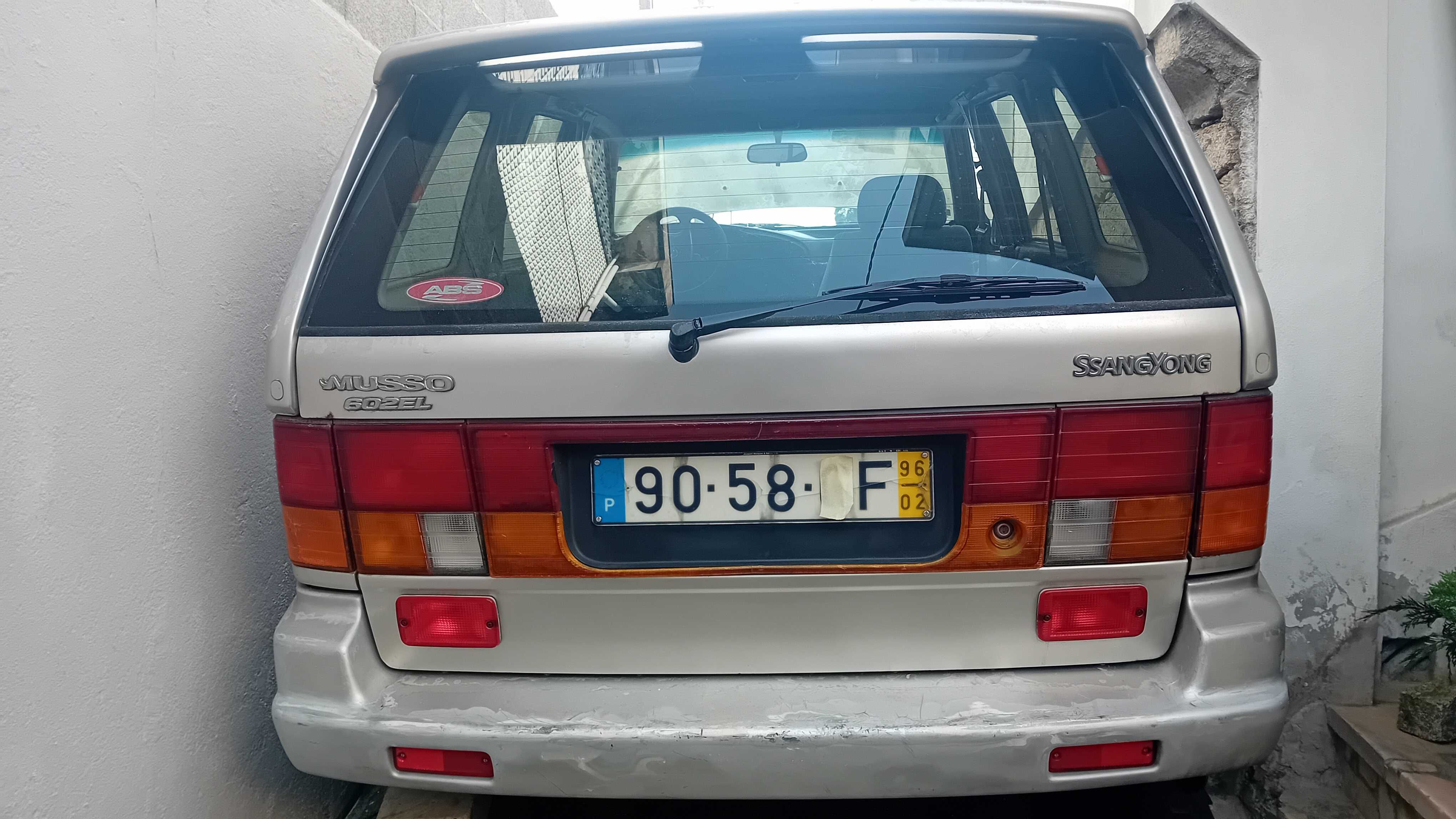 Ssangyong Musso 2.9 D  2.350€ "NOVO PREÇO"