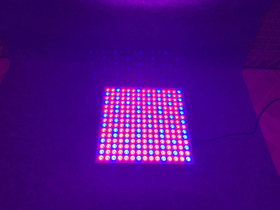 Lampa LED do wzrostu i uprawy roślin 45W 225D