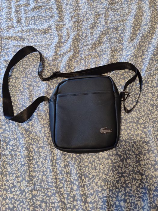 Bolsa Lacoste nova