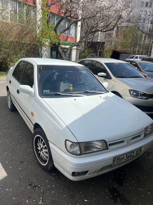 Nissan sunny газ/бенз