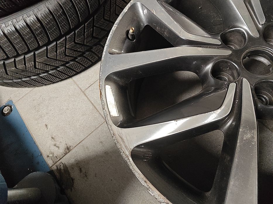 Felga alu 5x120 20" Opel Insignia J8,5 ET49