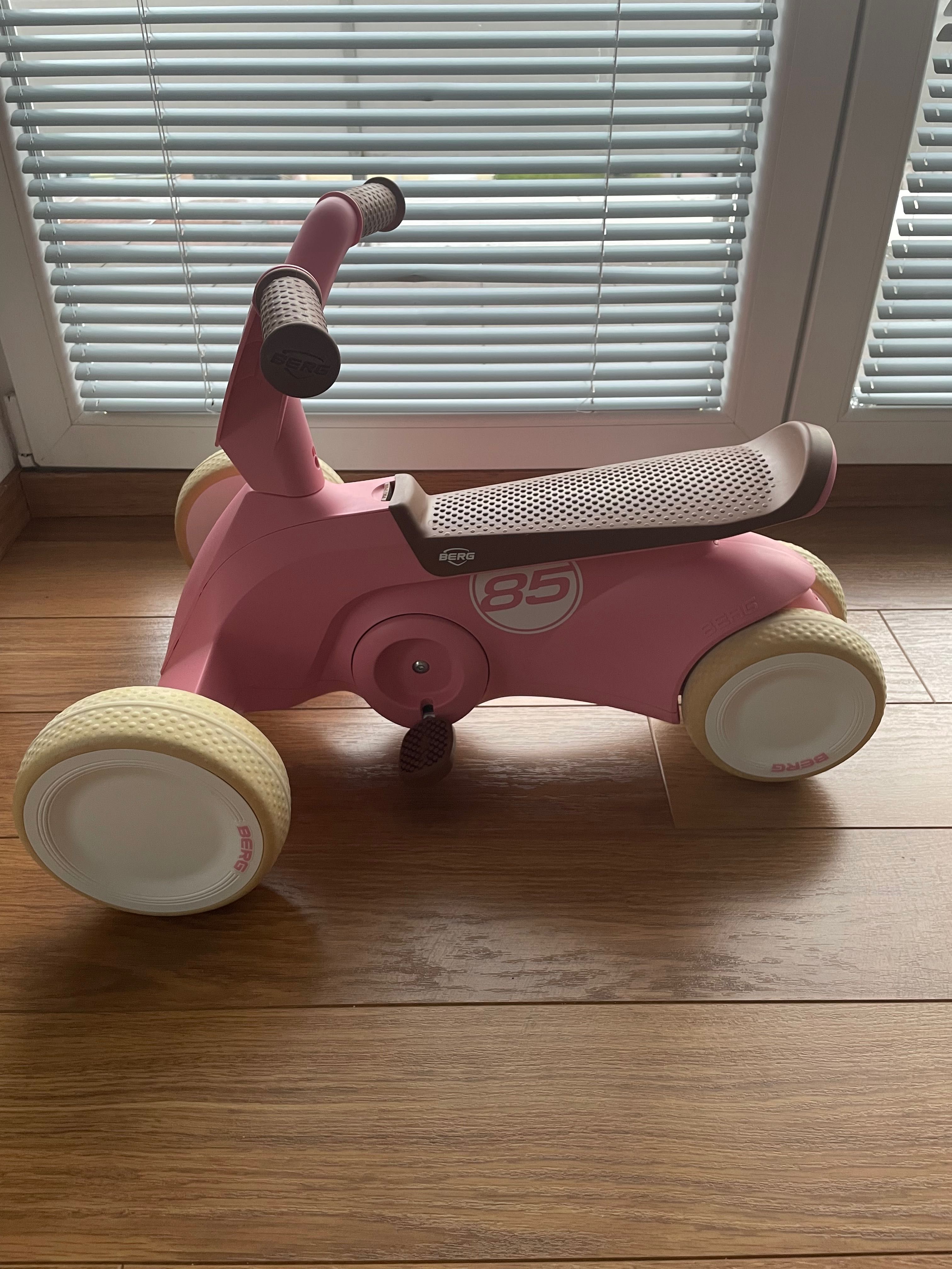 Berg Jeździk Go2 Retro Pink