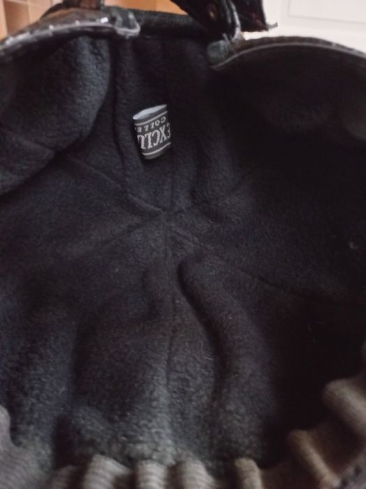 Кепка  женская из натуральной кожи