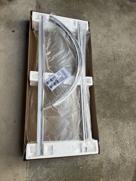 Nowa kabina prysznicowa narożna, półokrągła 90x90