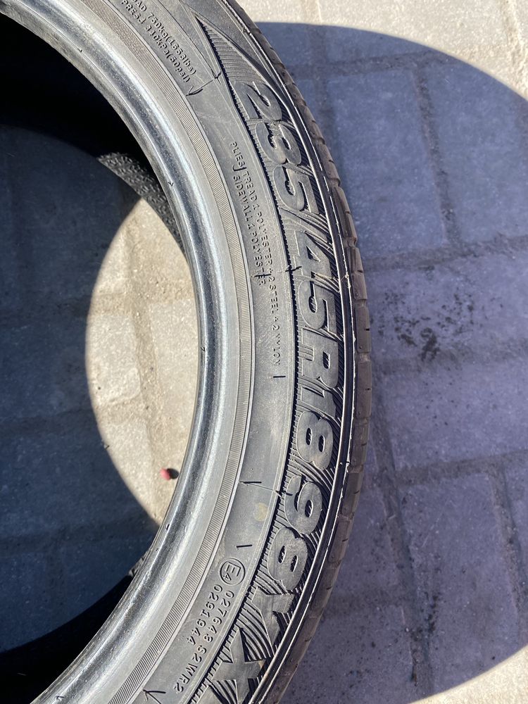 Opony 235/45/18 zeetex